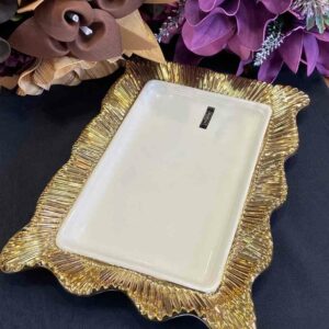 Plat de présentation en porcelaine