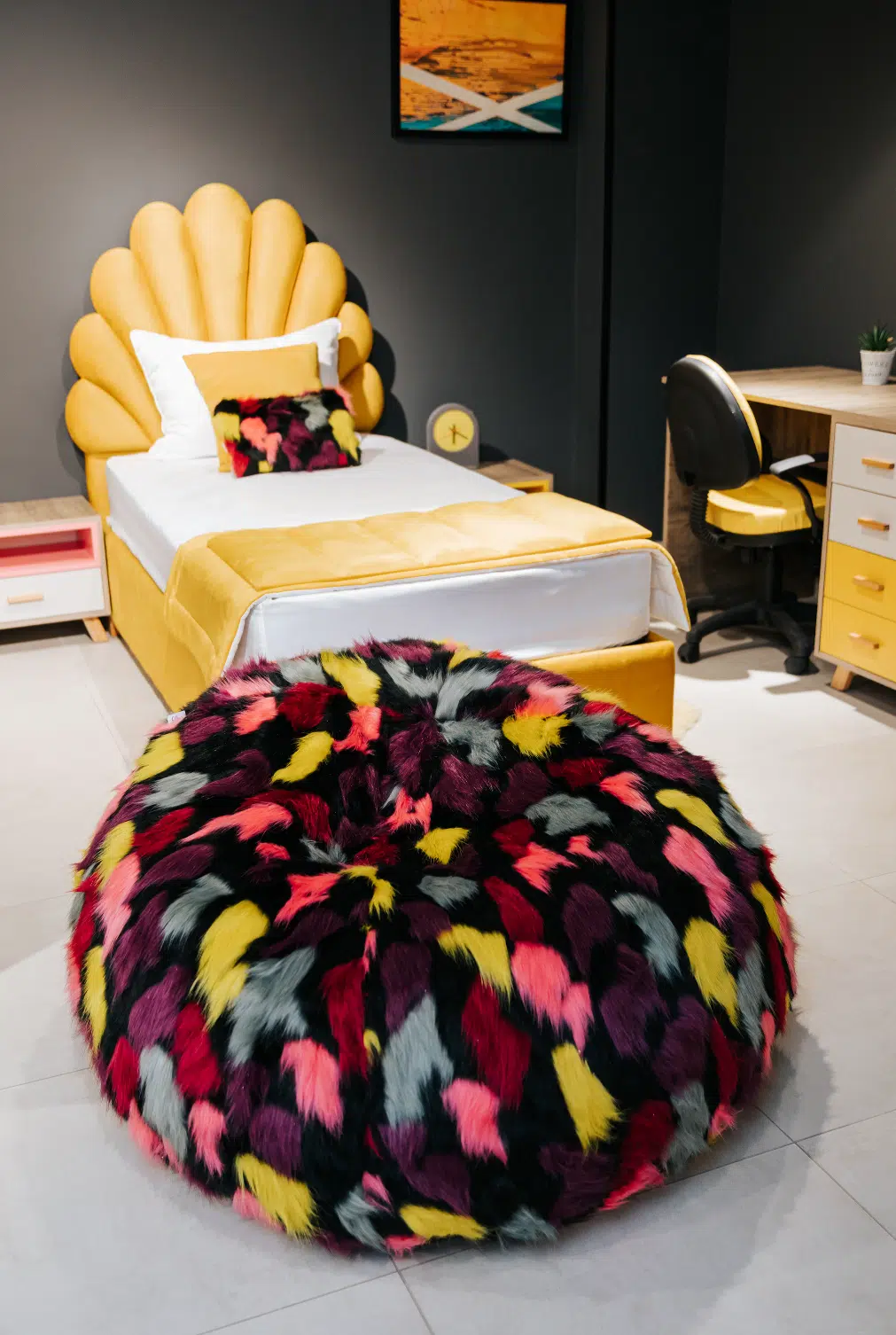 POUF TOUAREG FOURRURE LONG 100*70 – FANTAISIE