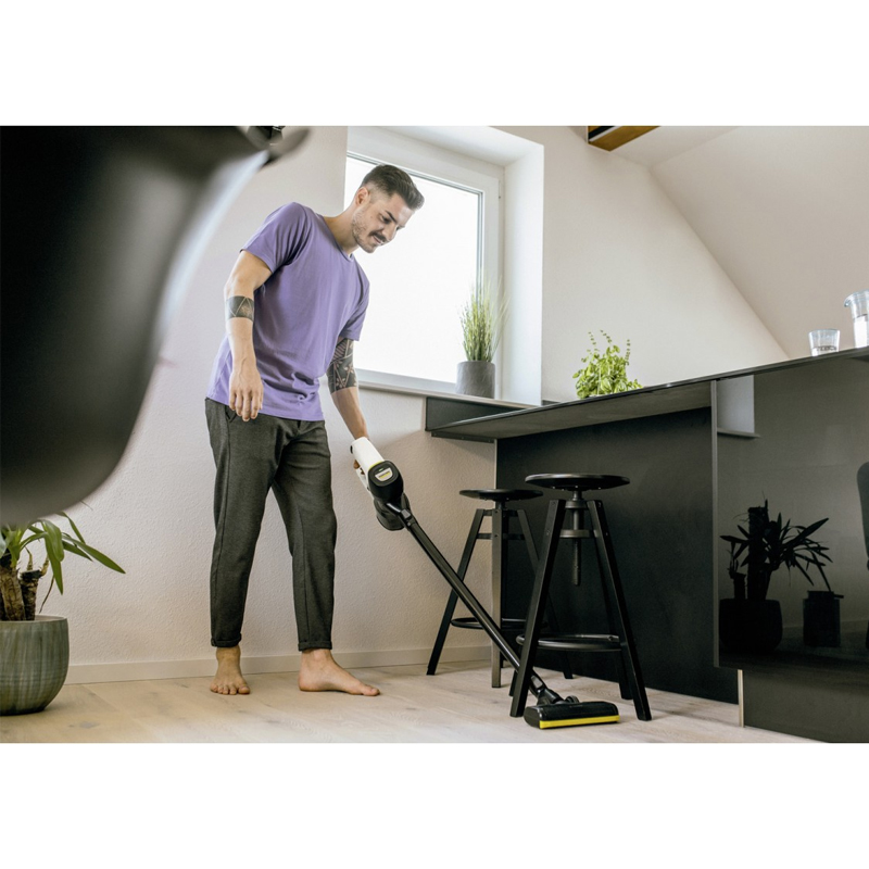 aspirateur-sans-sac-karcher-vc-4-cordless-myhome1.jpg