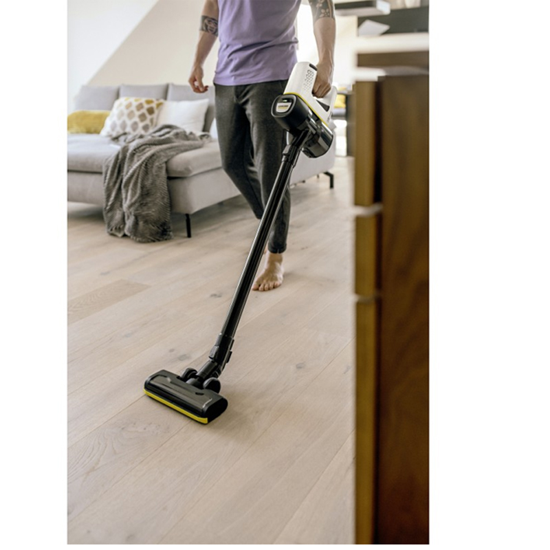 aspirateur-sans-sac-karcher-vc-4-cordless-myhome2.jpg