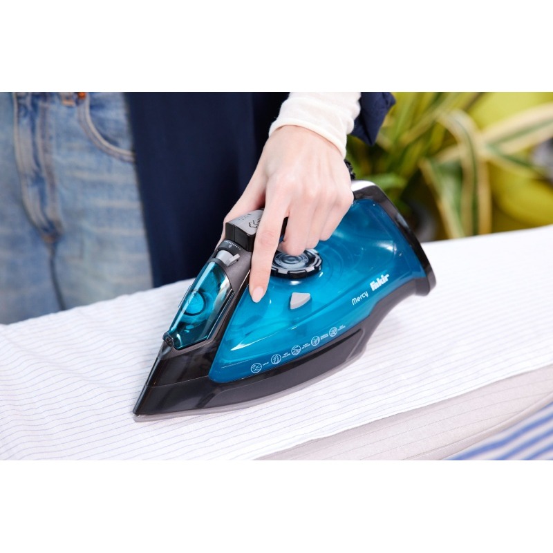 fer-a-repasser-fakir-mercy-2200w-noir-bleu-3.jpg
