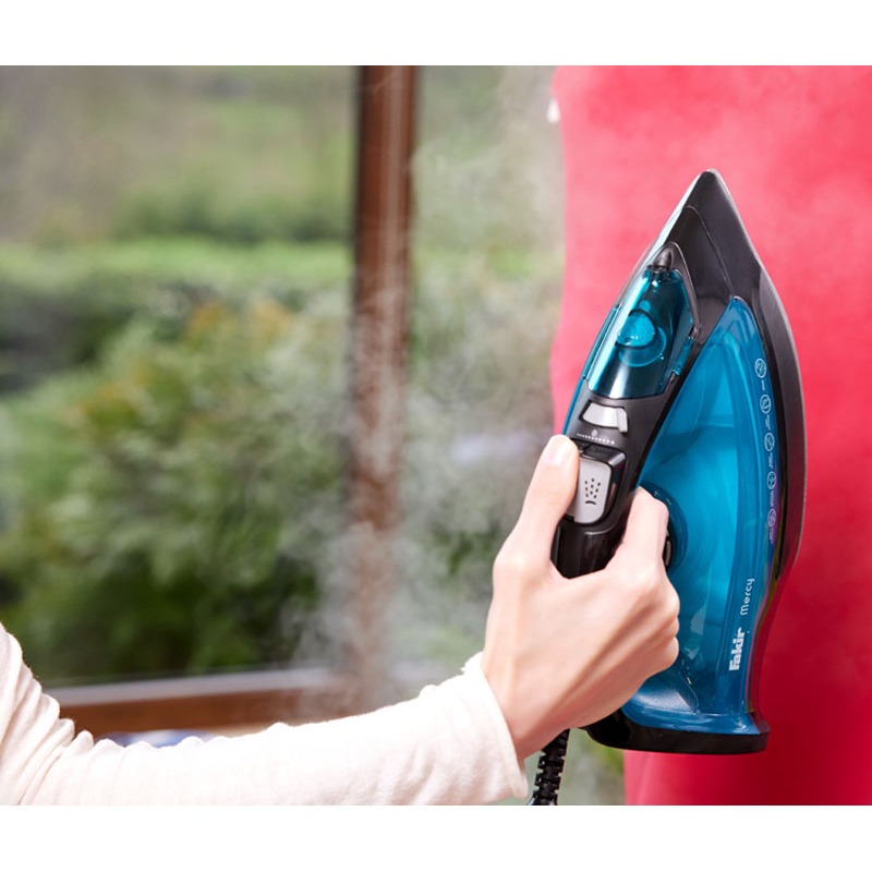 fer-a-repasser-fakir-mercy-2200w-noir-bleu-4.jpg